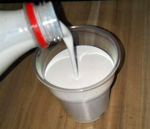 (圖:丙烯酸膠水展示圖)