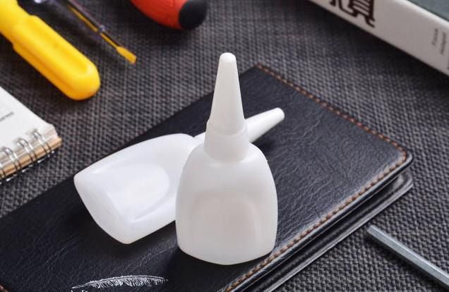 （圖：PVA膠水展示圖）