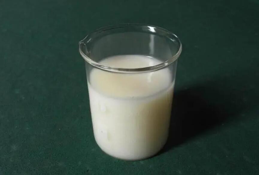 (圖:乳化硅油展示圖)